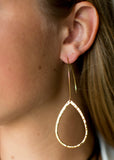 Hammered Teardrop on V
